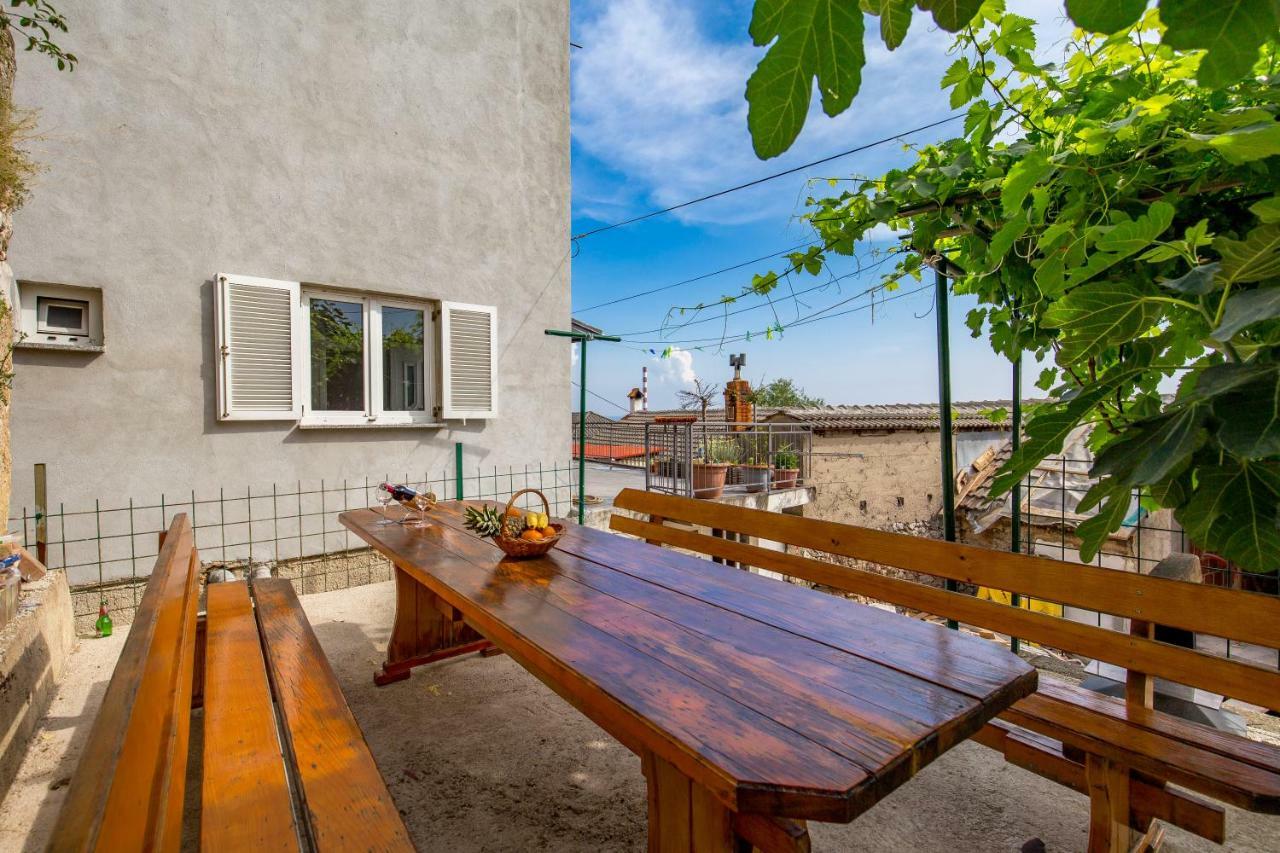 Apartments Lota Kostrena Luaran gambar